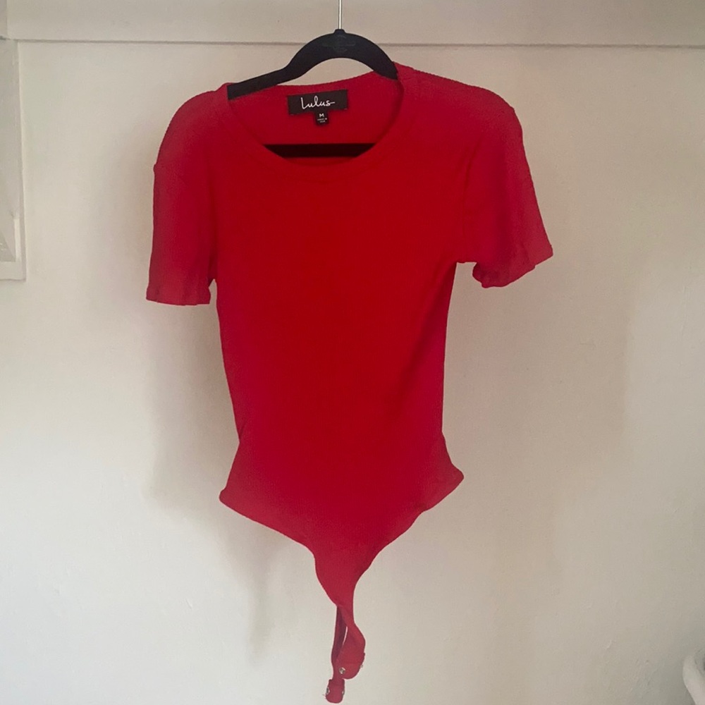 Lulu’s Red Ribbed Red Bodysuit (M)